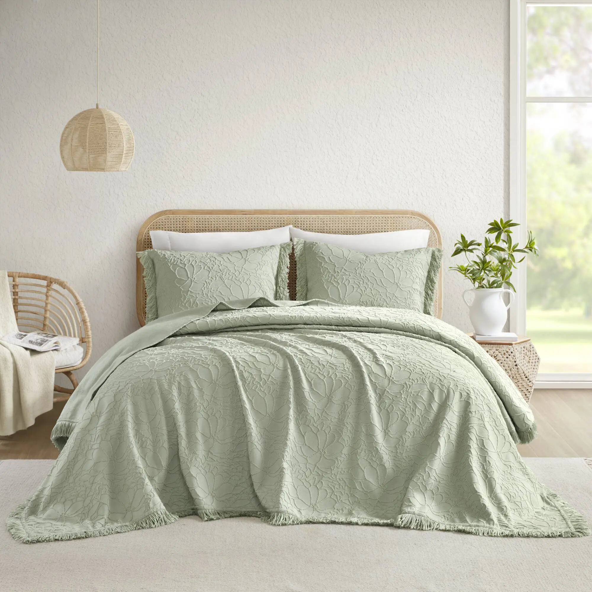 Nokaa 3PCS Queen Bedspread Set - Floral Chenille Bedding Coverlet with Pillow Shams, Lightweight All-Season Bed Topper for Bedroom, Soft Breathable Decorative Bed Cover, Sage Color