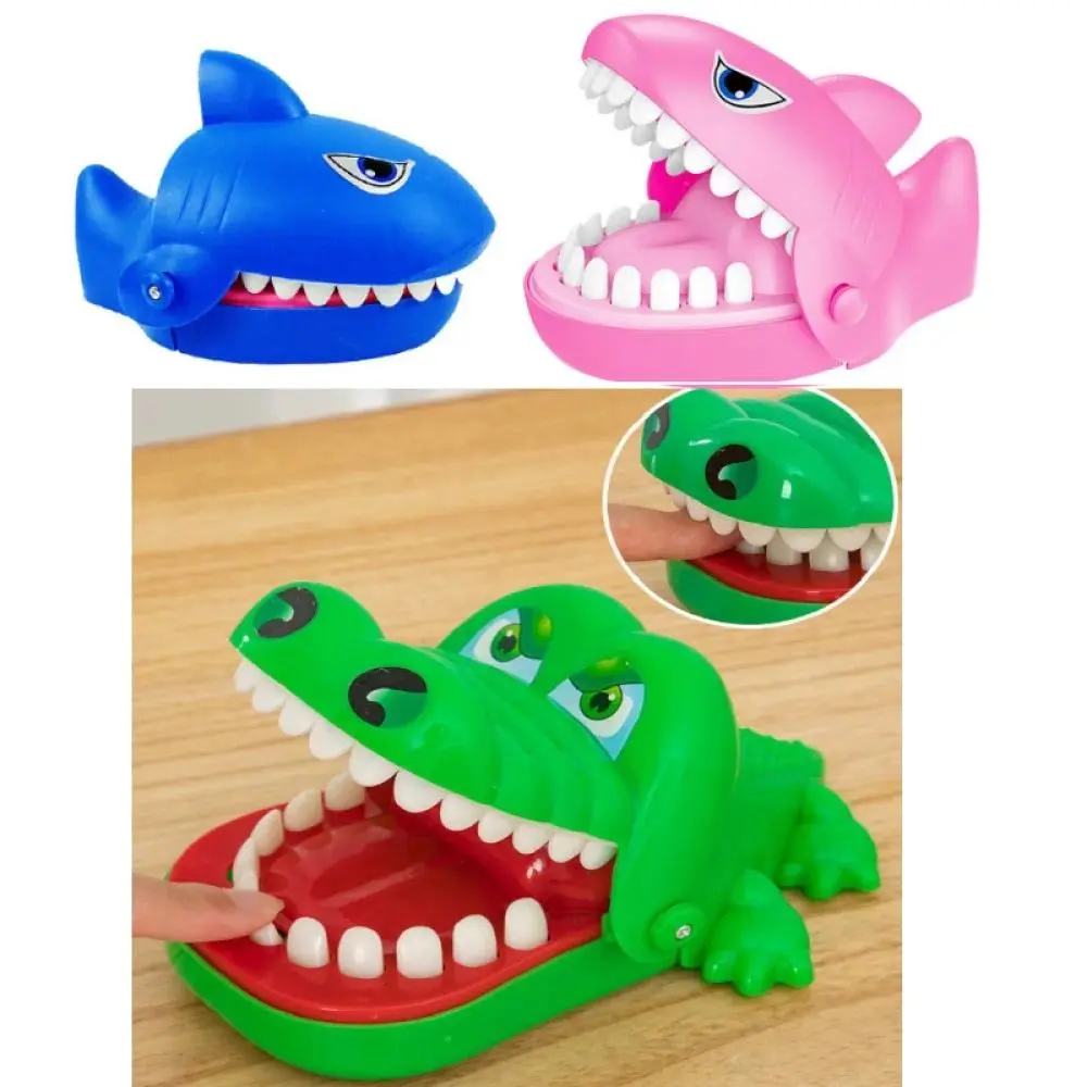 Crocodile Teeth Trick Toy Children's Crocodile Bite Finger Response Training Novelty Children's Lucky Games Decompression Toy
