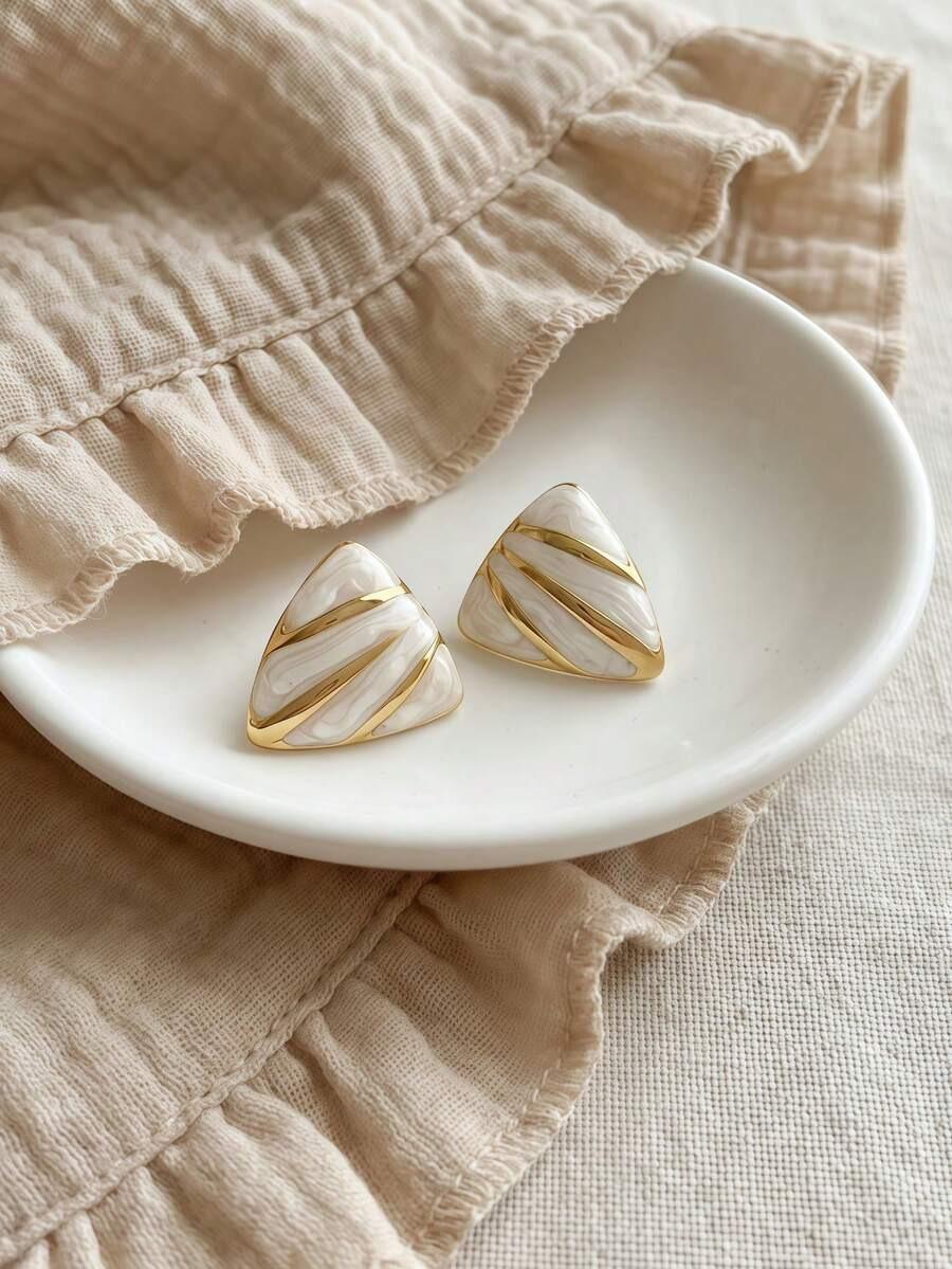 2026 New Arrival Enamel Stud Earrings for Women, White & Gold Starfish Flower Bow Statement Earrings, Cute Beach Jewelry Gifts for Girls