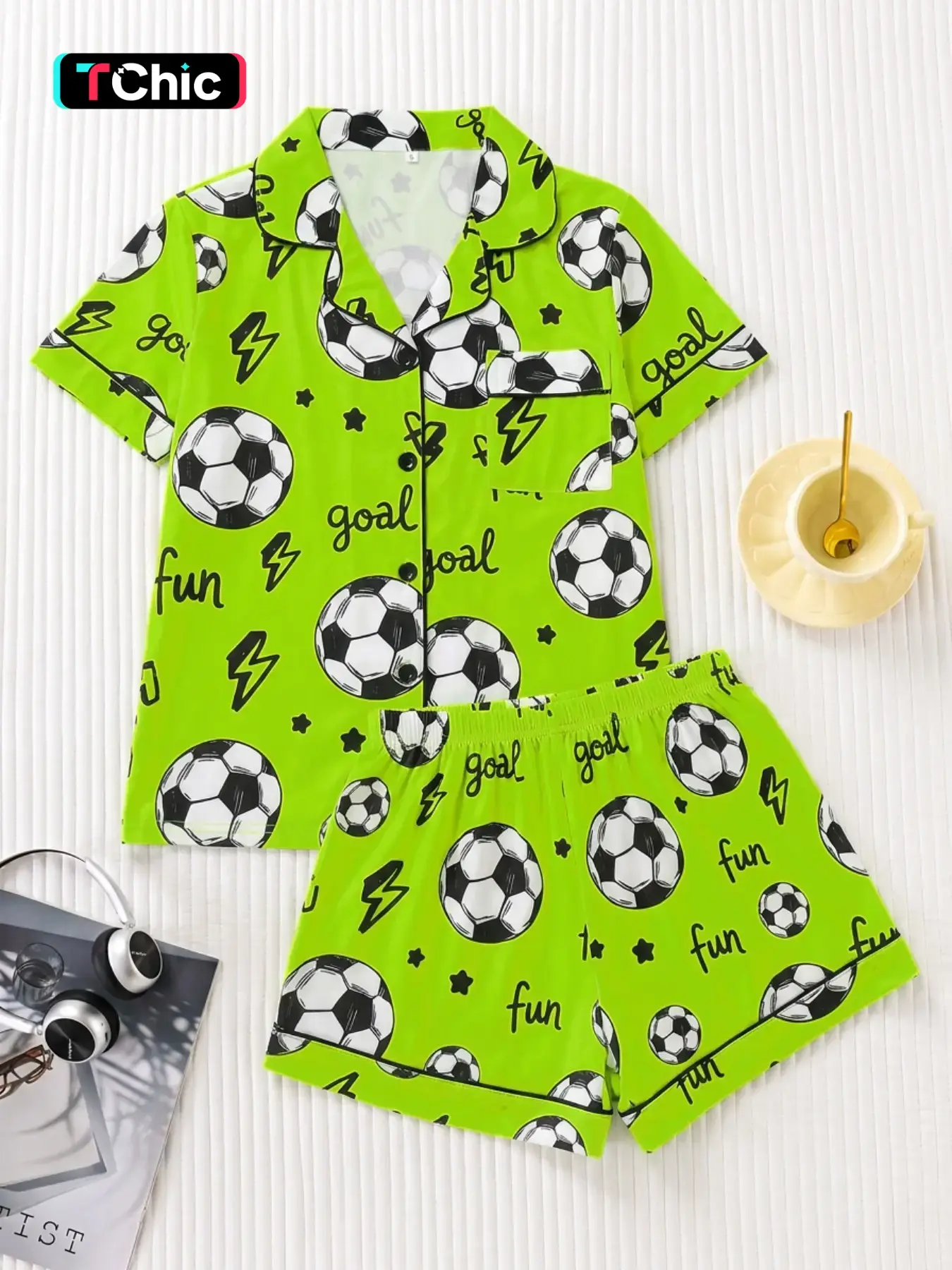 Women's Sporty Sleepwear Loungewear Set, All-Season Fitted Short Sleeve Top & Loose Shorts, Comfortable Active Style Pajama Suit Soccer Ball