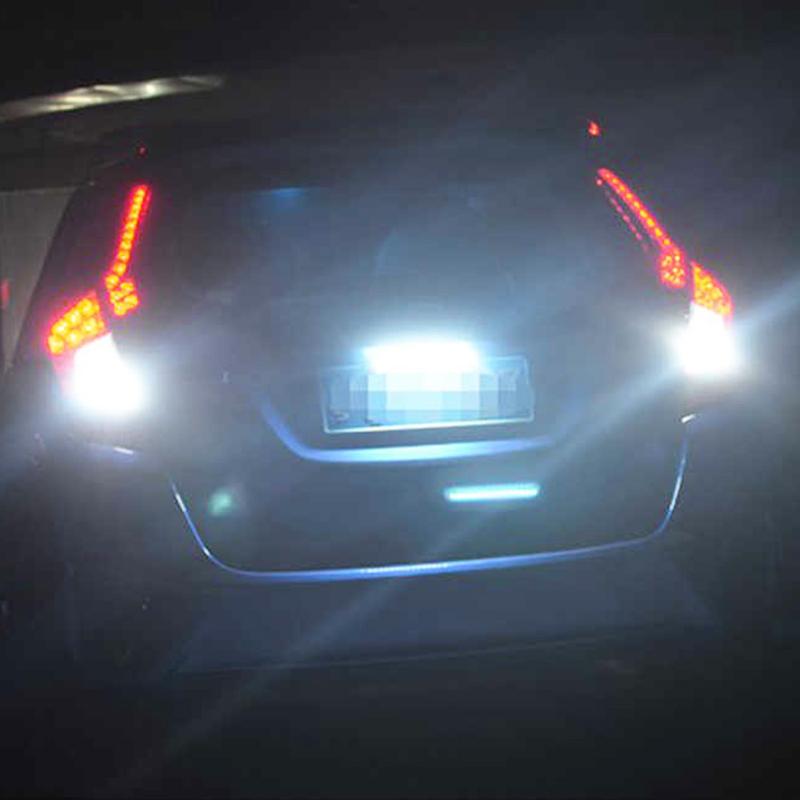 AUXITO Latest CANBUS LED Tail Brake Turn Signal Light Bulbs ,4000LM 600% Brighter,Built-in Resistor ,Anti Hyper Flash,Error-Free,Plug and Play,Reverse Backup Stop Light DRL/Parking Light，Select Bulb Model: 7440 / 7443 / 3156 / 3157 / 1157