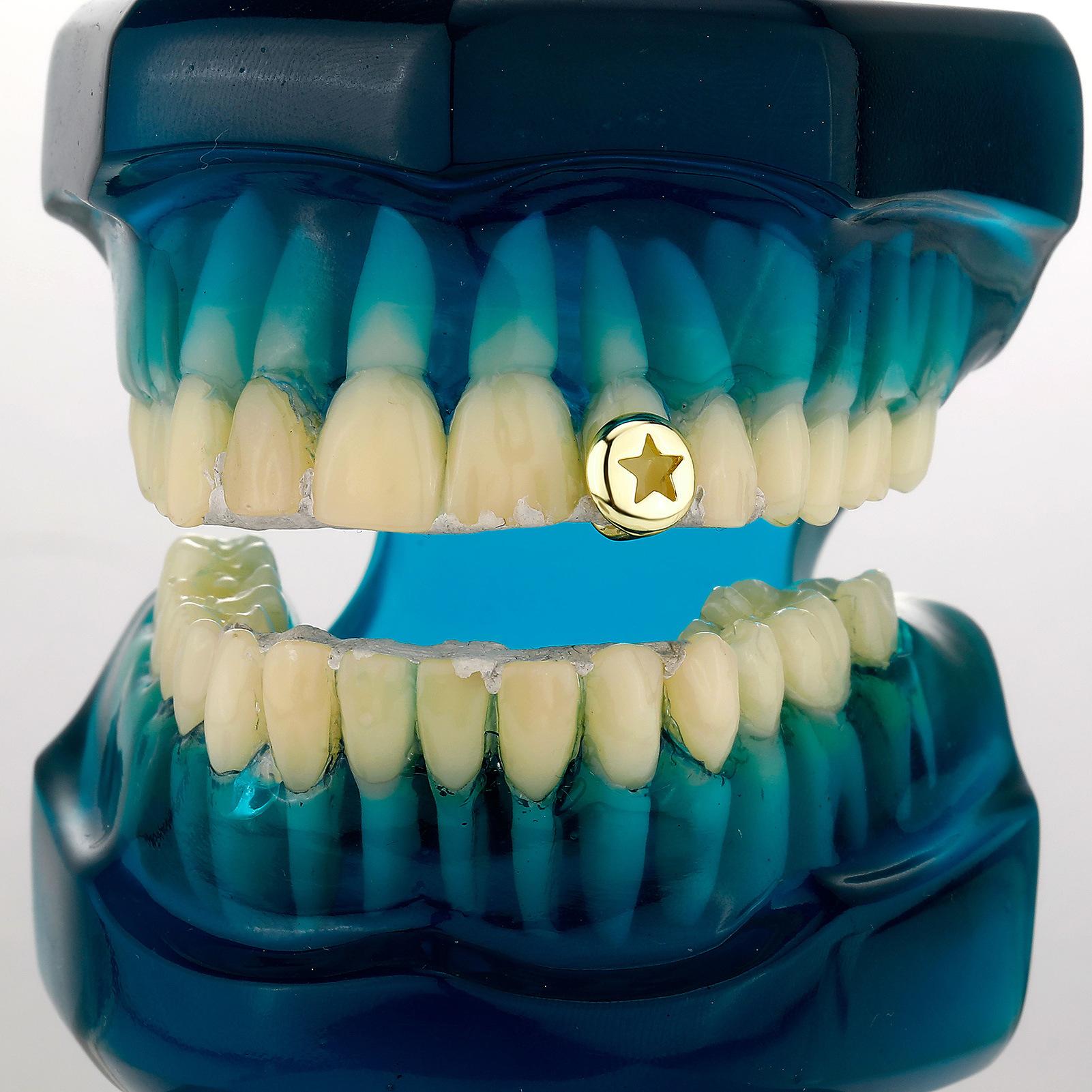 CRUSH CR 1pc Hollow Star Single Tooth Cap Grillz for Men and Women, Unique Openwork Star Design, Hypoallergenic Lightweight Removable Grillz, Perfect for Hip Hop Concerts, Music Festivals, Rave Outfits, Club Nights and Urban Street Style