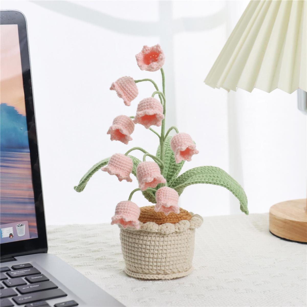 Cute Handmade Knitted Crochet Lily of the Valley Potted Décor, 1-Count Desktop and Home Decoration for Living Room and Bedroom, Perfect Holiday and Birthday Surprise Gift