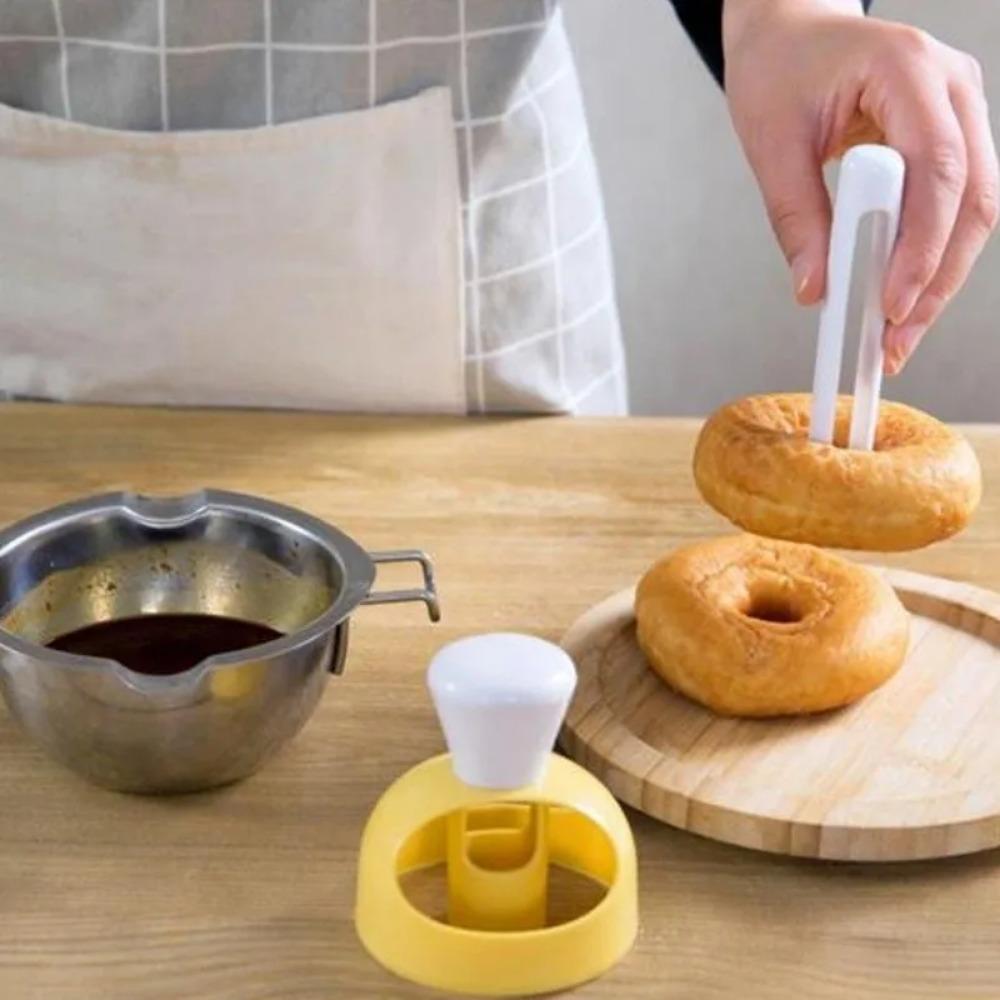 Multipurpose Cake Release Tool Set: High-Temp Silicone Baking Utensils, Non-Stick & Easy Clean. Ideal for Cookies, Fondant, Cakes. Anti-Slip Grip, Essential Kitchen Bakeware Kit for Home Bakers, Baking Supplies, Kitchenware