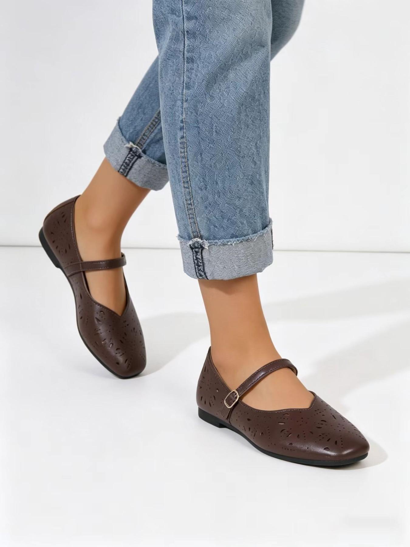 New French Cutout Mary Jane Shoes, Soft Sole Comfortable Flat Shoes, Classic Mary Jane Style, Vintage, Versatile for All Ages