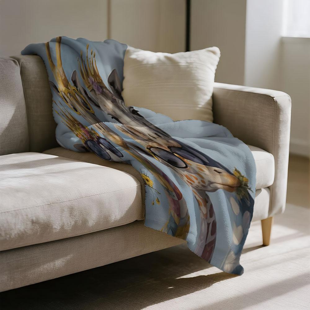 Passionate Lily Giraffe Blanket - Soft Flannel Giraffe Pattern with Crown and Stylish Glasses, Thick Fleece Blanket, Bedroom Throw, Couple's Blanket, Extra Large Leisure Blanket, Living Room Blank