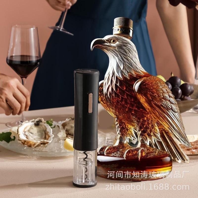 Eagle shaped whisky bottle, high borosilicate bottle for bar