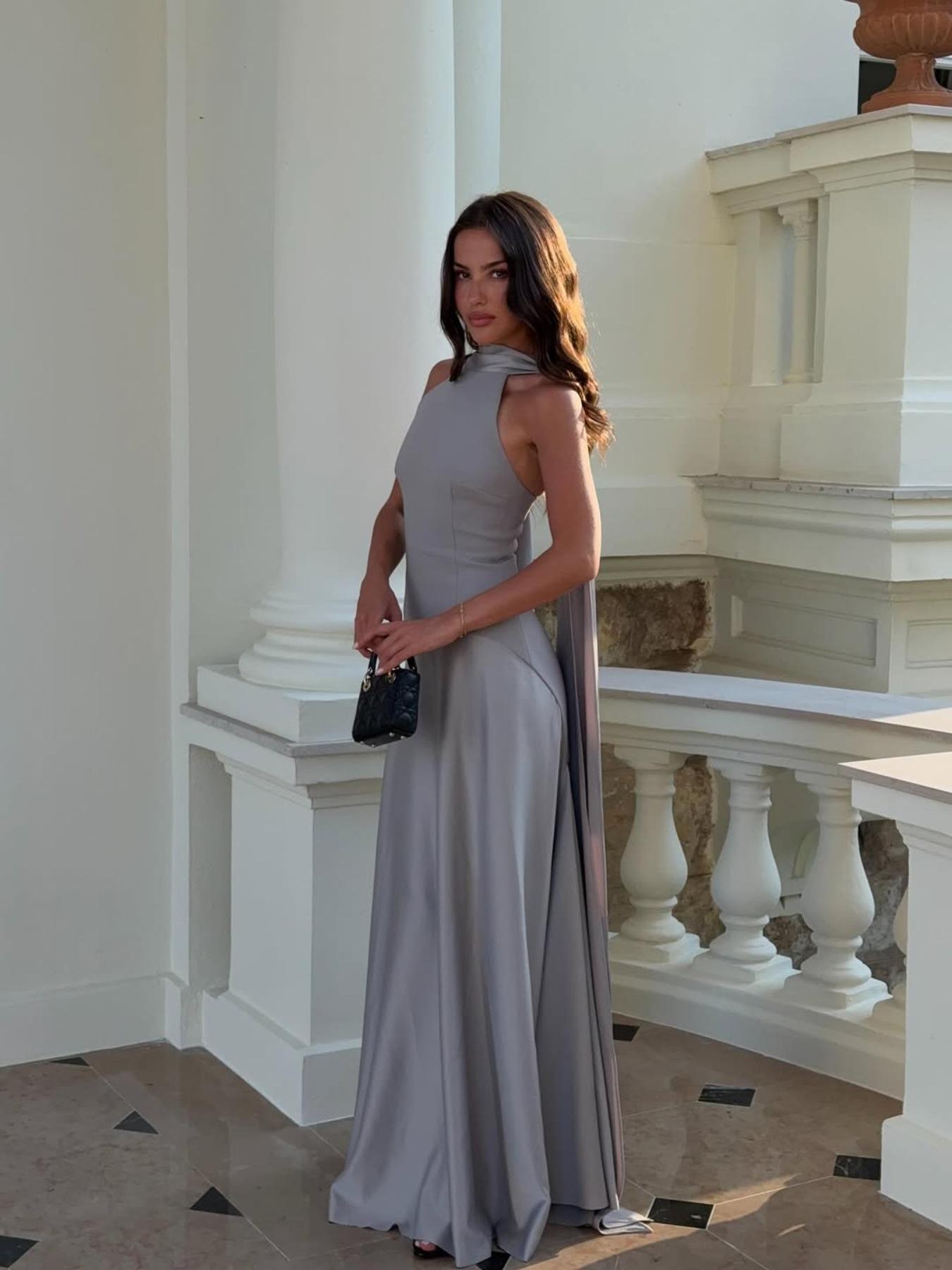 Elegant Satin Halter Neck Long Dress with Draped Straps, Bodycon Waist Cinching Design, Formal Evening Gown for Special Occasions, Formal Wear