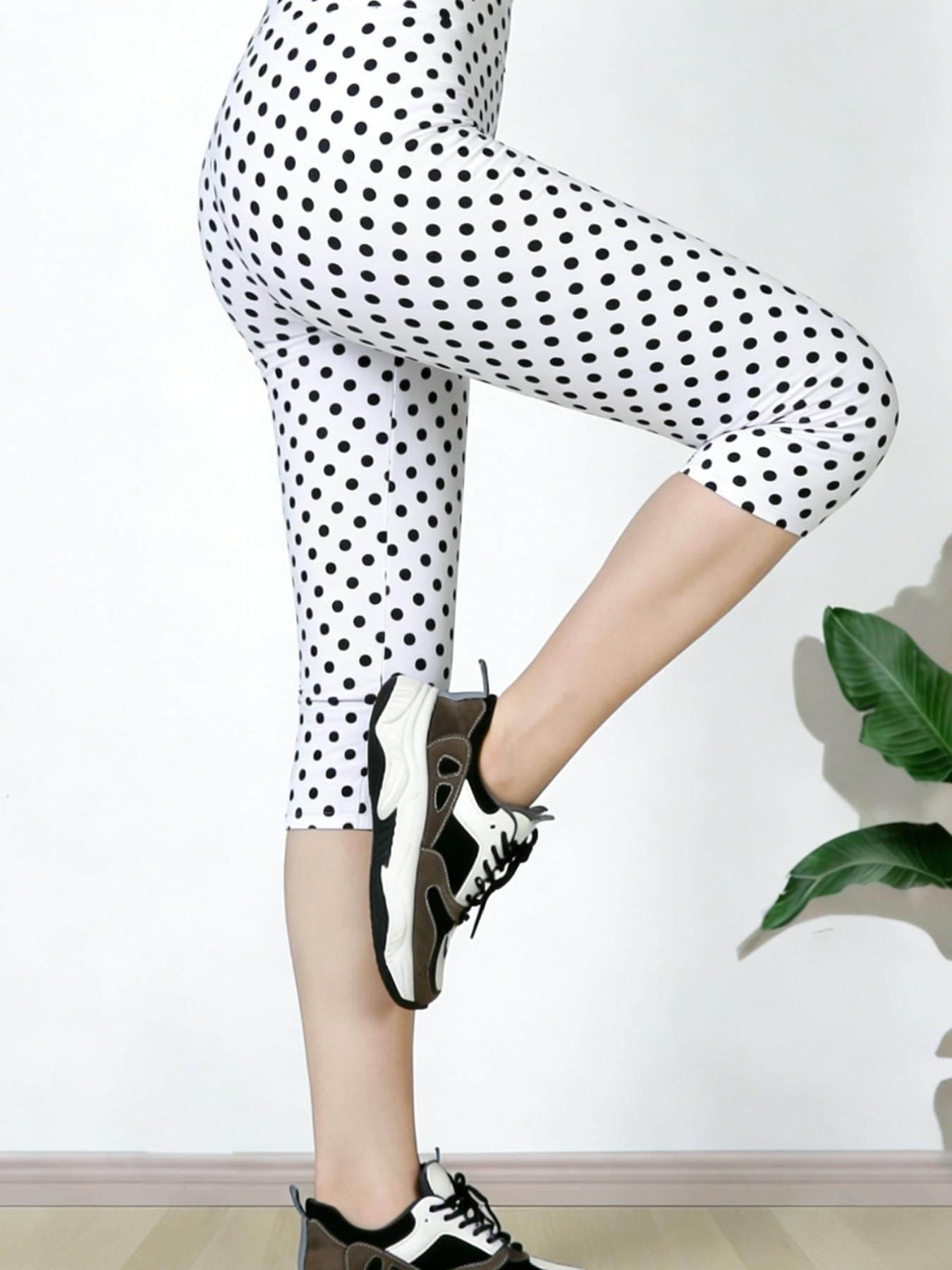 Women's High-Waisted Polka Dot Capri Pants, Slim-Fitting Knee-Length, Casual Style, Perfect for Parties, Nightclubs, and Streetwear