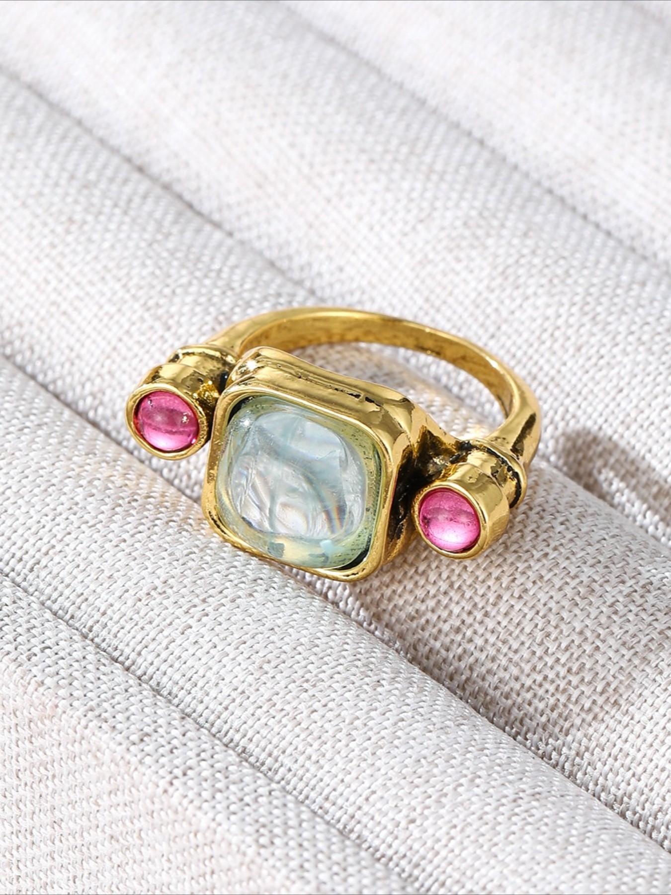 Vintage Palace Style Boho Aesthetic Geometric Zircon Ring, Retro Women's Party Design, Versatile Aged Look, Unique Fashion Accessory, Artificial Zircon Ring