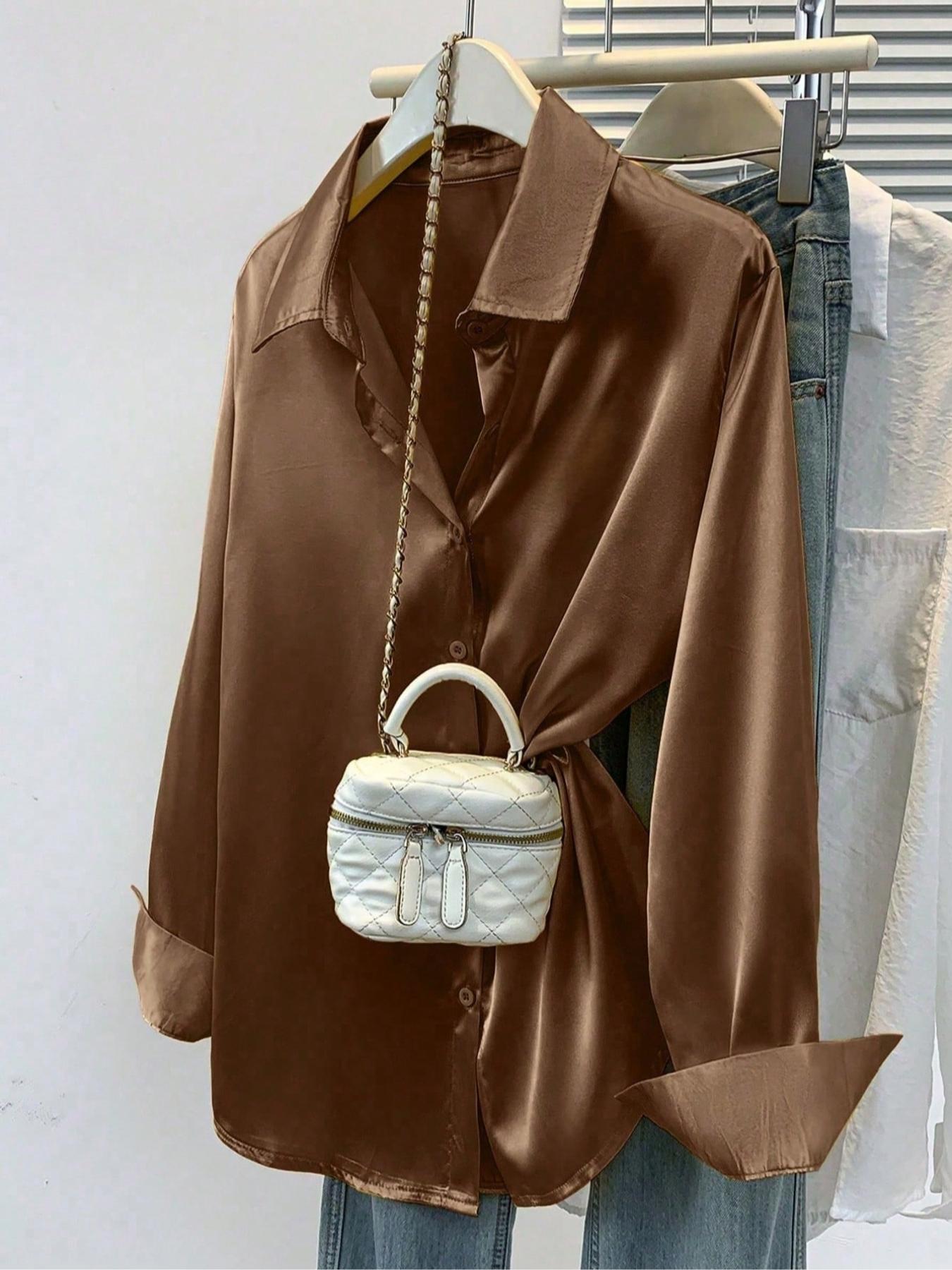 Women's solid color satin button-down long-sleeved casual shirt, made of fashionable silk fabric, suitable for casual office wear and commuting, and appropriate for both spring and autumn.