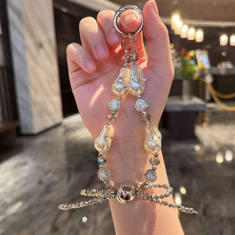 Luxury Pearl Crystal Bead Key Chains Charm Rhinestone Lanyard for Iphone Samsung Universal Accessories Jewelry Anti-Lost Pendant