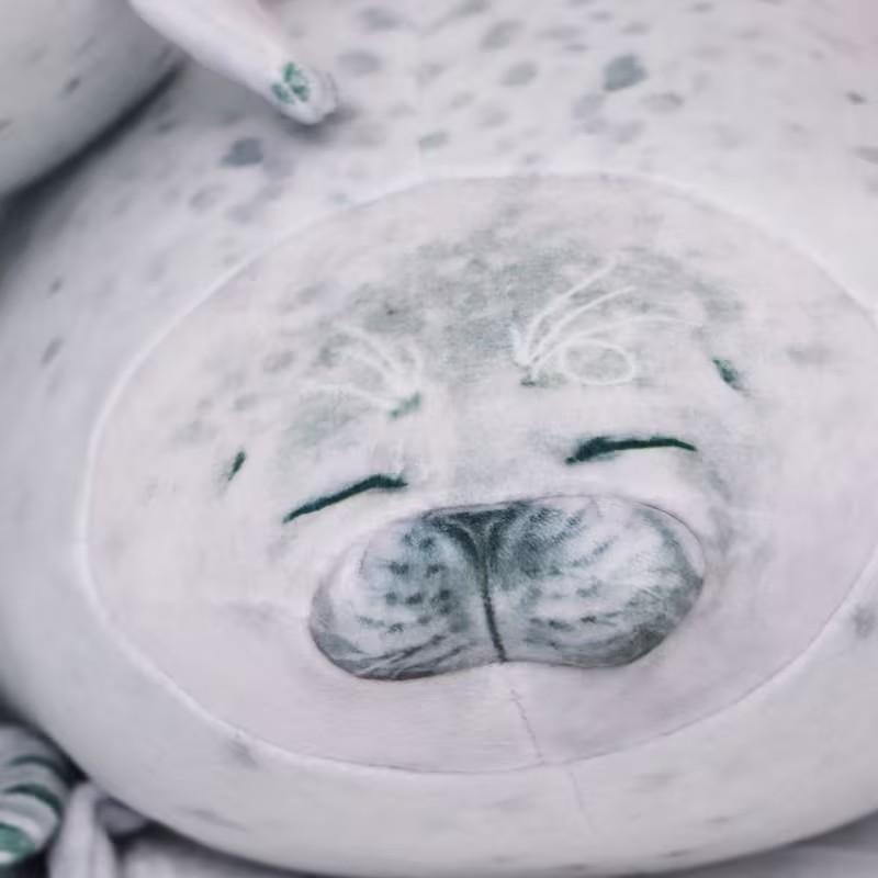 Cute Seal Plush Toy, Soft Plush Seal Ocean Theme Party Gift, Lazy Pose Stuffed Animal with Smooth Fins, Ideal for Baby Room Hugging/soothing Sensory Play