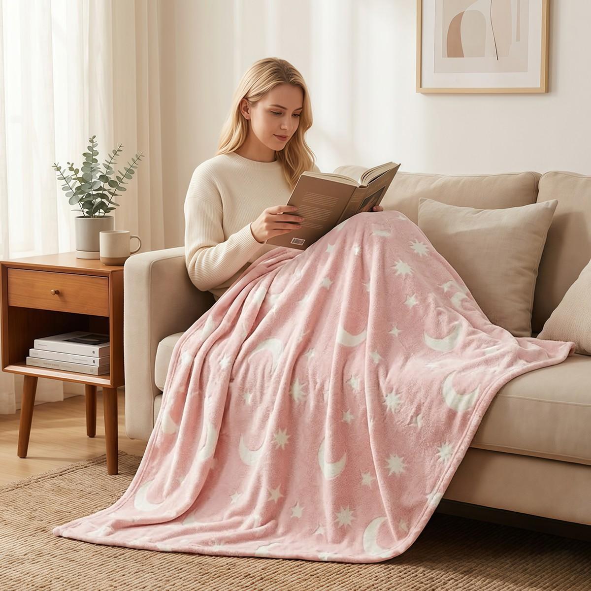 1pc Random Style Cartoon Polyester Blanket, Comfortable and Warm, Lightweight, Ideal for Living Room, Nap, Car Heating Blanket