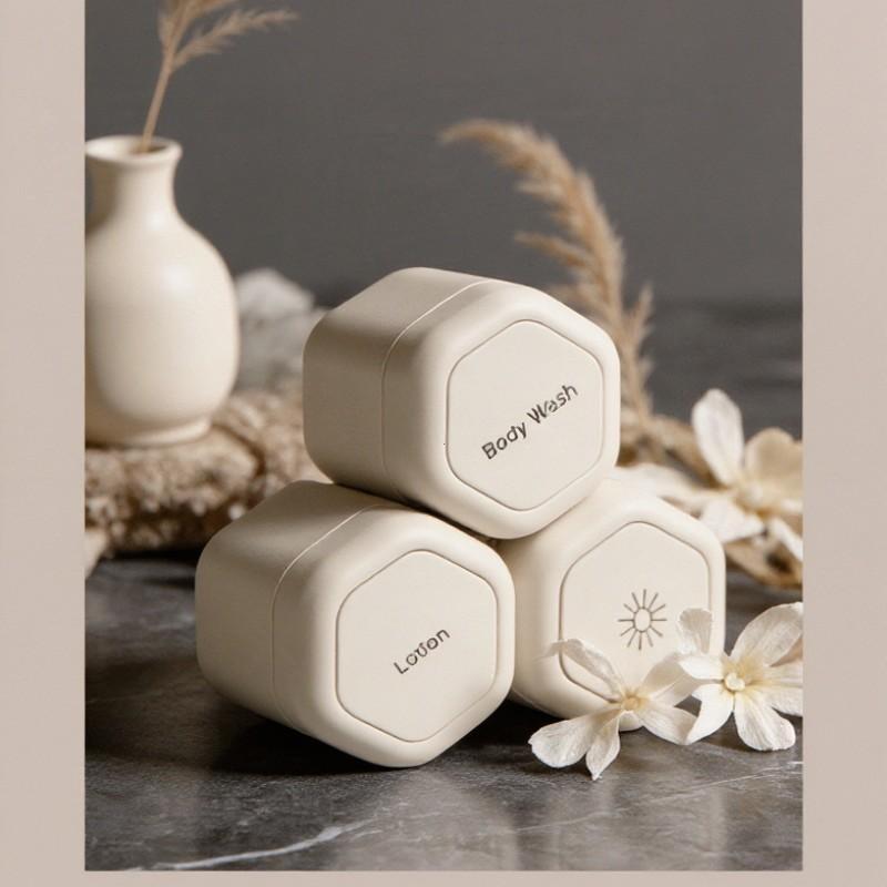 Travel Essentials Capsule Set, Portable Wash & Care Products, Compact Travel Capsules, Ideal for On-The-Go Use, Easy-To-Carry Containers