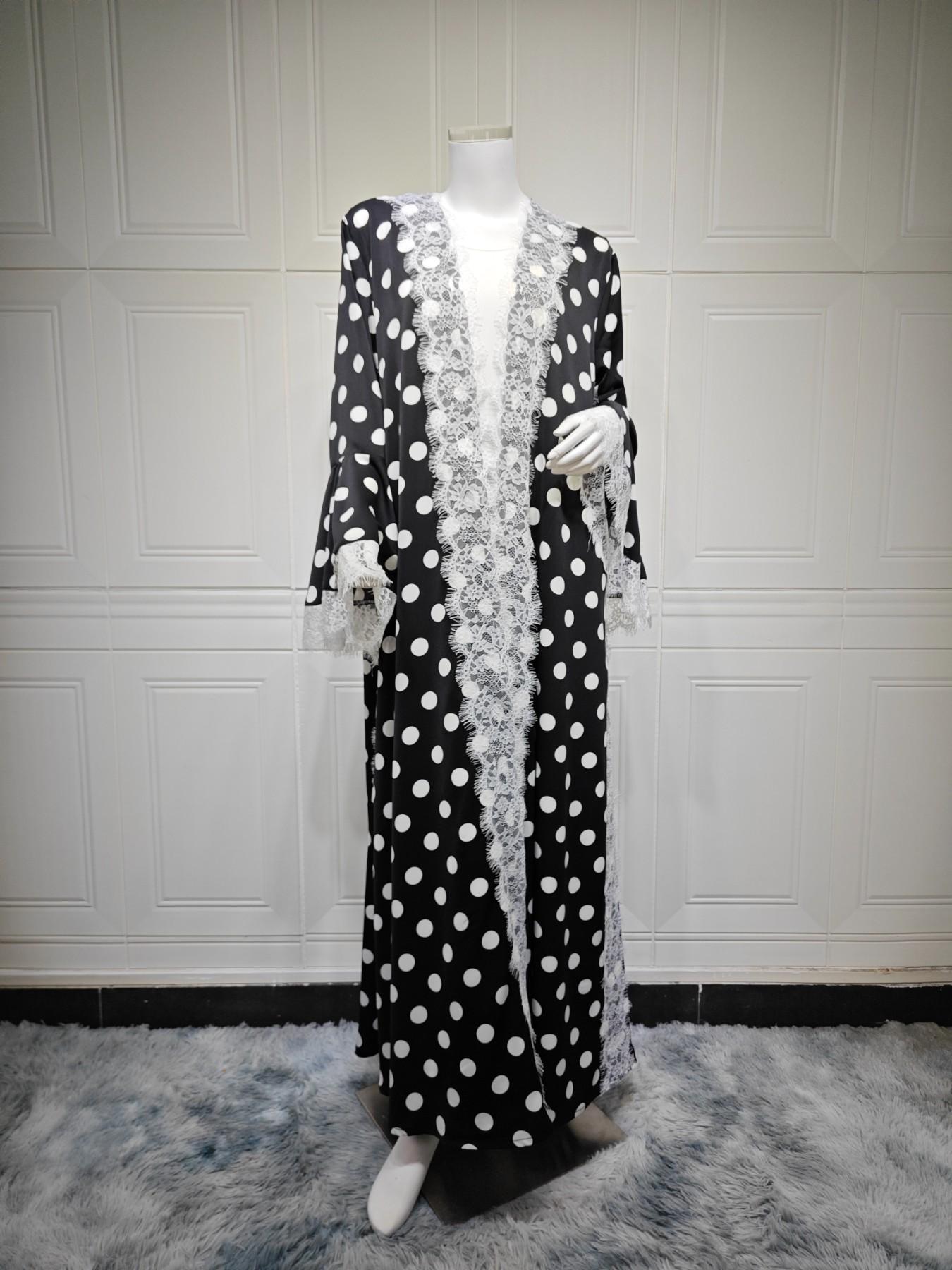 New Muslim Women's Islamic Clothing Vintage Base Polka Dot Lace Patchwork Headscarf Ruffle Sleeve Long Robe 2-Piece Set, Middle Eastern Long Dress with Headscarf