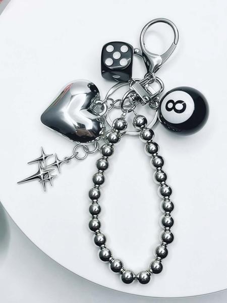 Personalized metal dark style street cool beaded keychain, DIY handmade keychain pendant four-pointed star dice bag pendant 8 ball element peach heart keychain pendant, small and exquisite versatile bag small object pendant Keychain For Bags