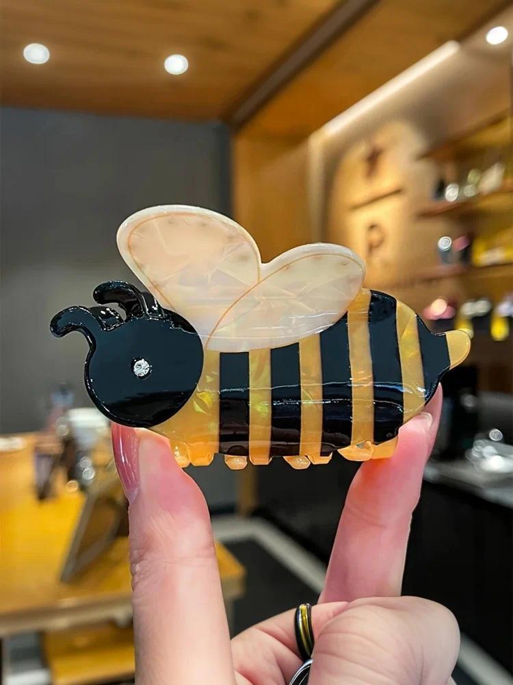 Cartoon Hair Claw For Women Cute Bee Ball Shape Shark Hair Gripper Claw Creative Acrylic Animal Hair Clip Girls Hair Accessories