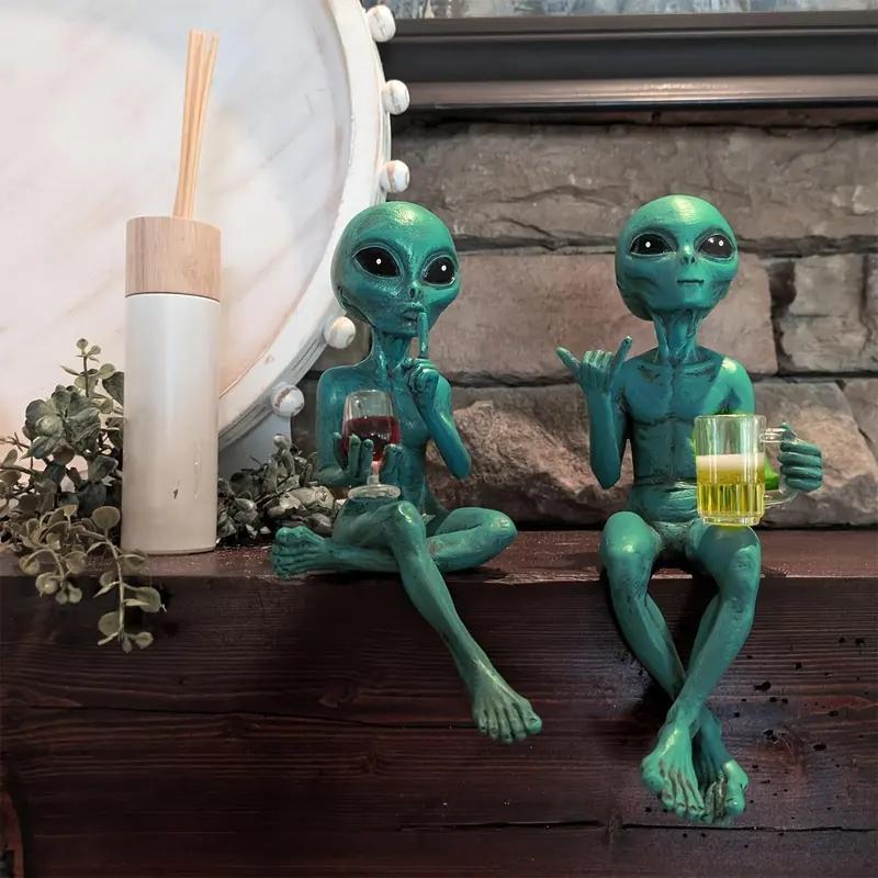 1 box of fun and humorous outer space room decor, alien figurine with beer mug, decorative figurine ideal gift for science fiction fans, decoration, alien design beer drinking figurine