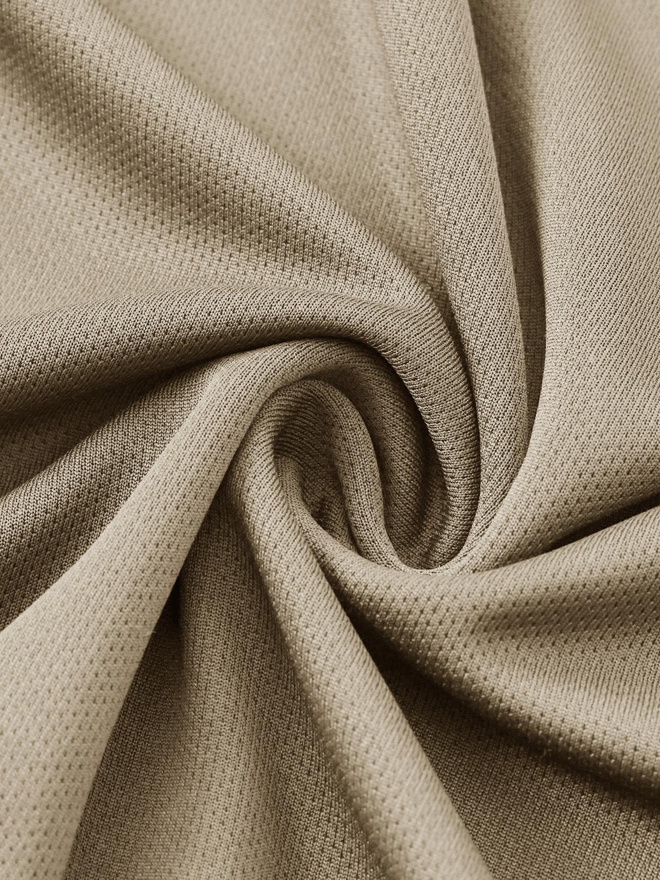 Men's quick-dry short-sleeve polo shirt with Texas longhorn print design. Breathable and comfortable for sports wear, fade-resistant, tailored for a body-hugging fit, sweat-wicking, non-sticky and durably crafted.