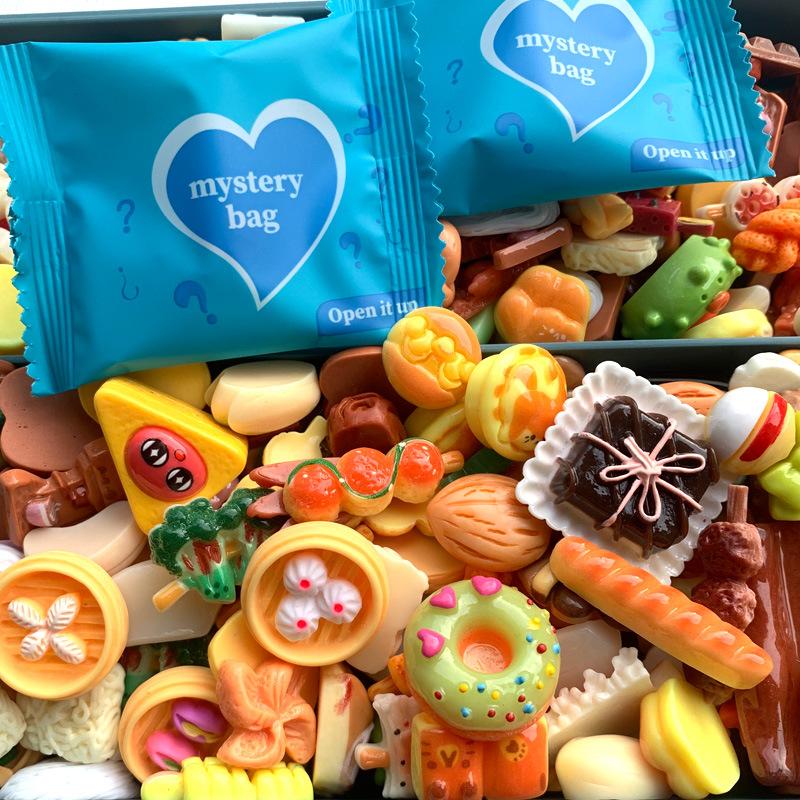 Random 20-Pack Blind Bags, Christmas Daily Surprise Gifts for Kids & Partners, Happy Every Day, Perfect for Occasions, Mystery Birthday Gift