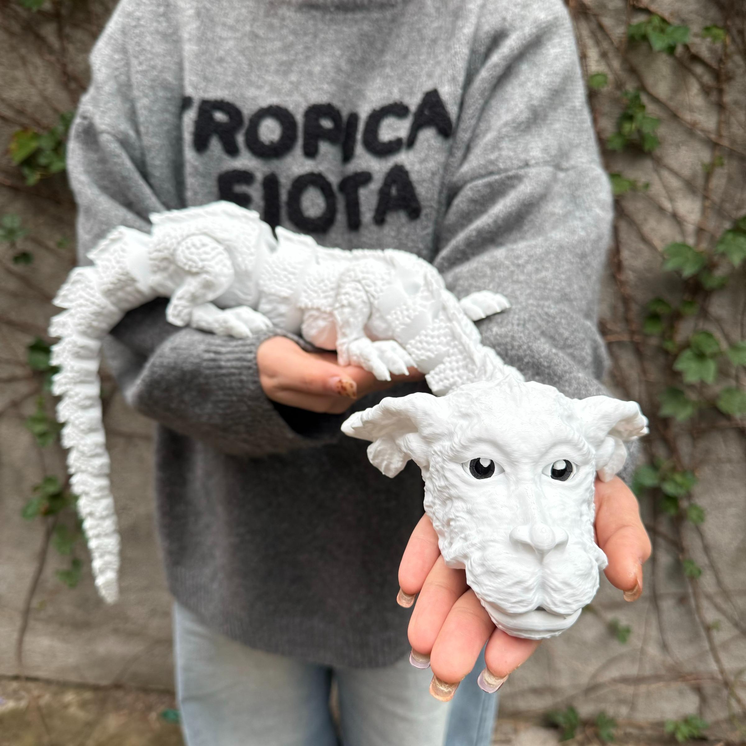 3D Printed Lucky Dog Dragon Statue, Fantasy Collectible Figure, Moving Legs, Articulating Animal Figurines, Decorative Sculptures, Home Decor, Perfect Gift for Birthdays, Christmas, Halloween