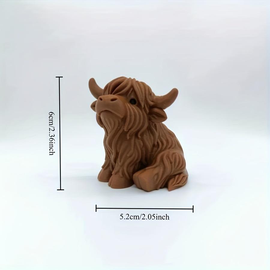 Cute Highland Cow Statue, 3D Printed Sitting Highland Cow, Perfect for Living Room, Office Desk, Car Decor, Garden, Yard, Thanksgiving & Christmas Gift