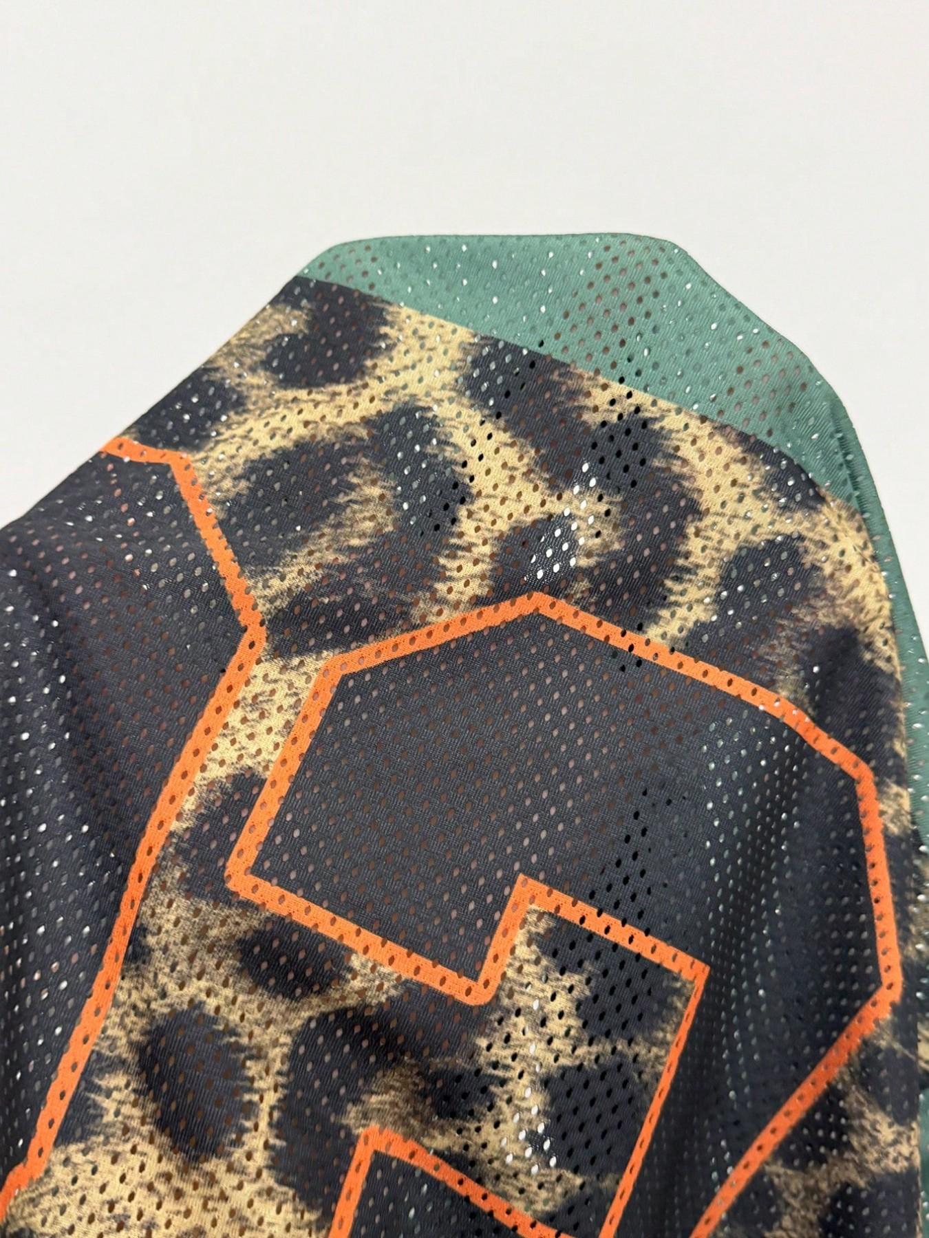 Y2K Retro Style Peregrinate 23 Leopard Print Jersey Top, Loose Fitted V-Neck Sport Tee, Hip-Hop Athletic Fashion Streetwear for All Seasons