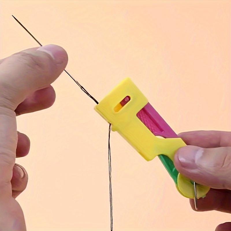 Automatic Needle Threader for Lazy People, Blind Multifunctional Plastic Needle Threader, Sewing Machine Needle Threader, Elderly Easy Needle Threader