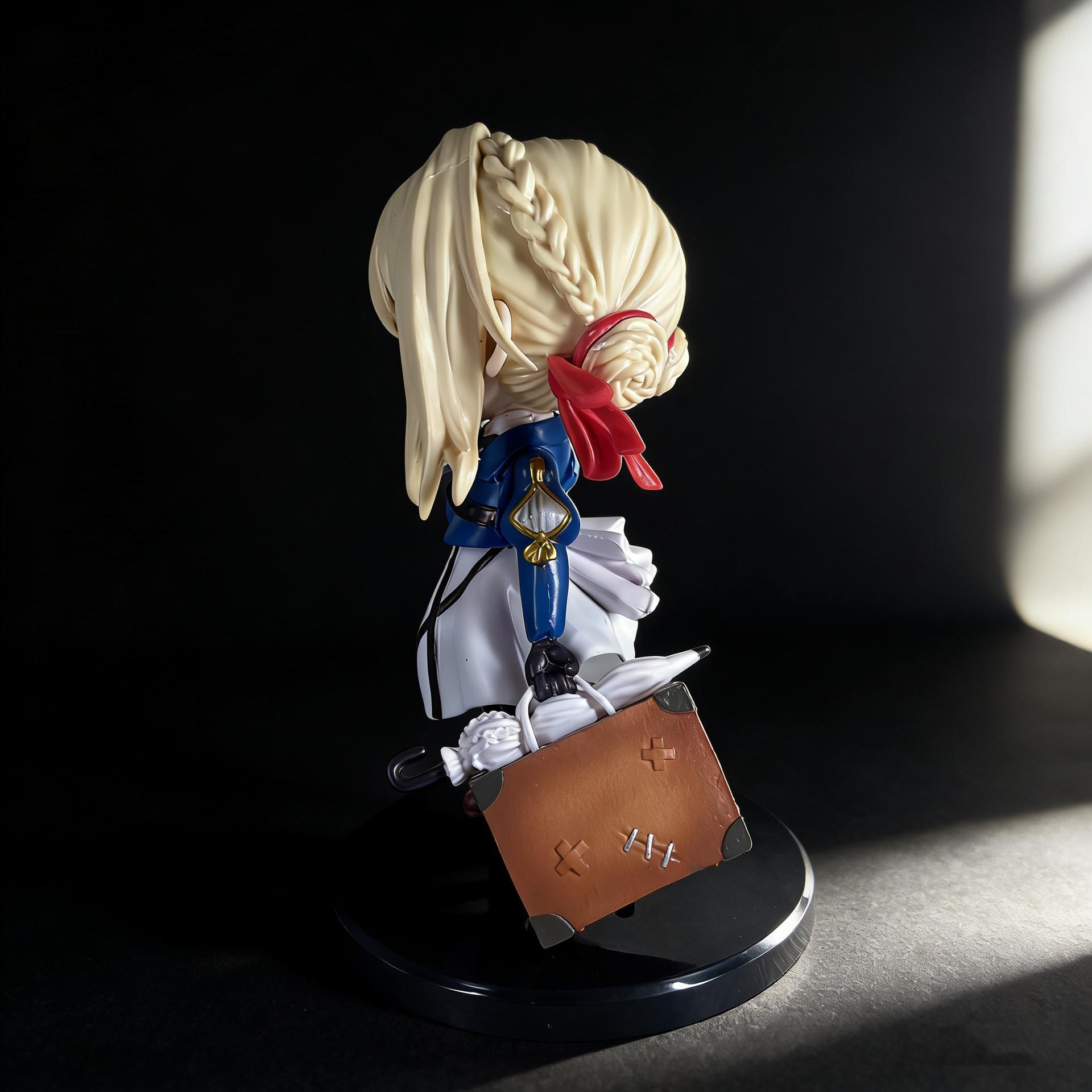 HOT15cm Violet Evergarden Violet Cute Version Delivering Letter Anime Figure Model Statue Collection Desktop Decoration Ornament