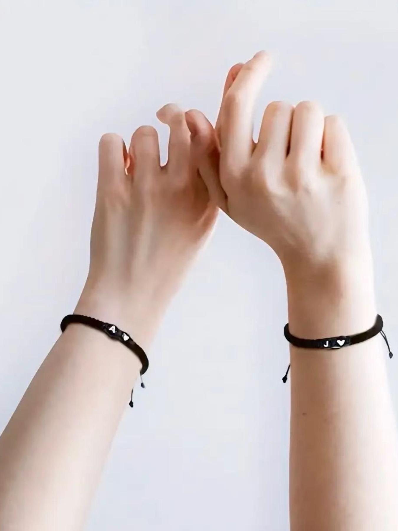 Single 26 English Letter Love Weaved Letter Link Bracelet, Fresh Forest Style, Customizable Letters/Tight Weave Without Snagging, For Daily Commute Wear/Girlfriends' Personalized Gifts, Suitable for Young Girls Who Love Exclusivity, Heart Shaped Bracelet