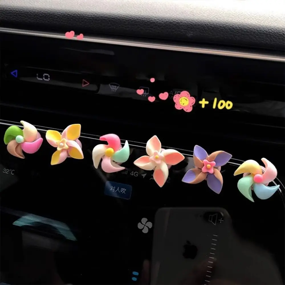 Creative Cute Swinging Daisy Flower Car Ornament, Fresh and Stylish Dashboard Decor, Perfect for Vehicle Interior Decoration