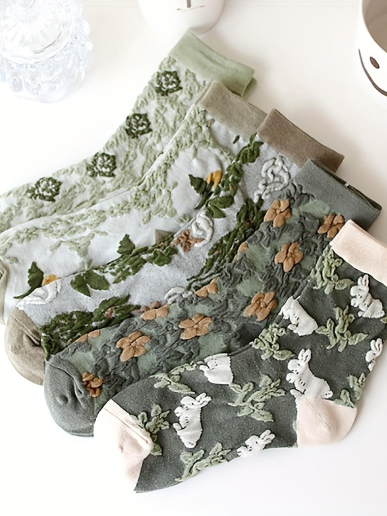 5 Pairs Retro Forest Style 3D Embossed Mid-Calf Casual Socks, Cute Bunny Floral Cotton Socks, Fashionable Versatile Country Women's Socks