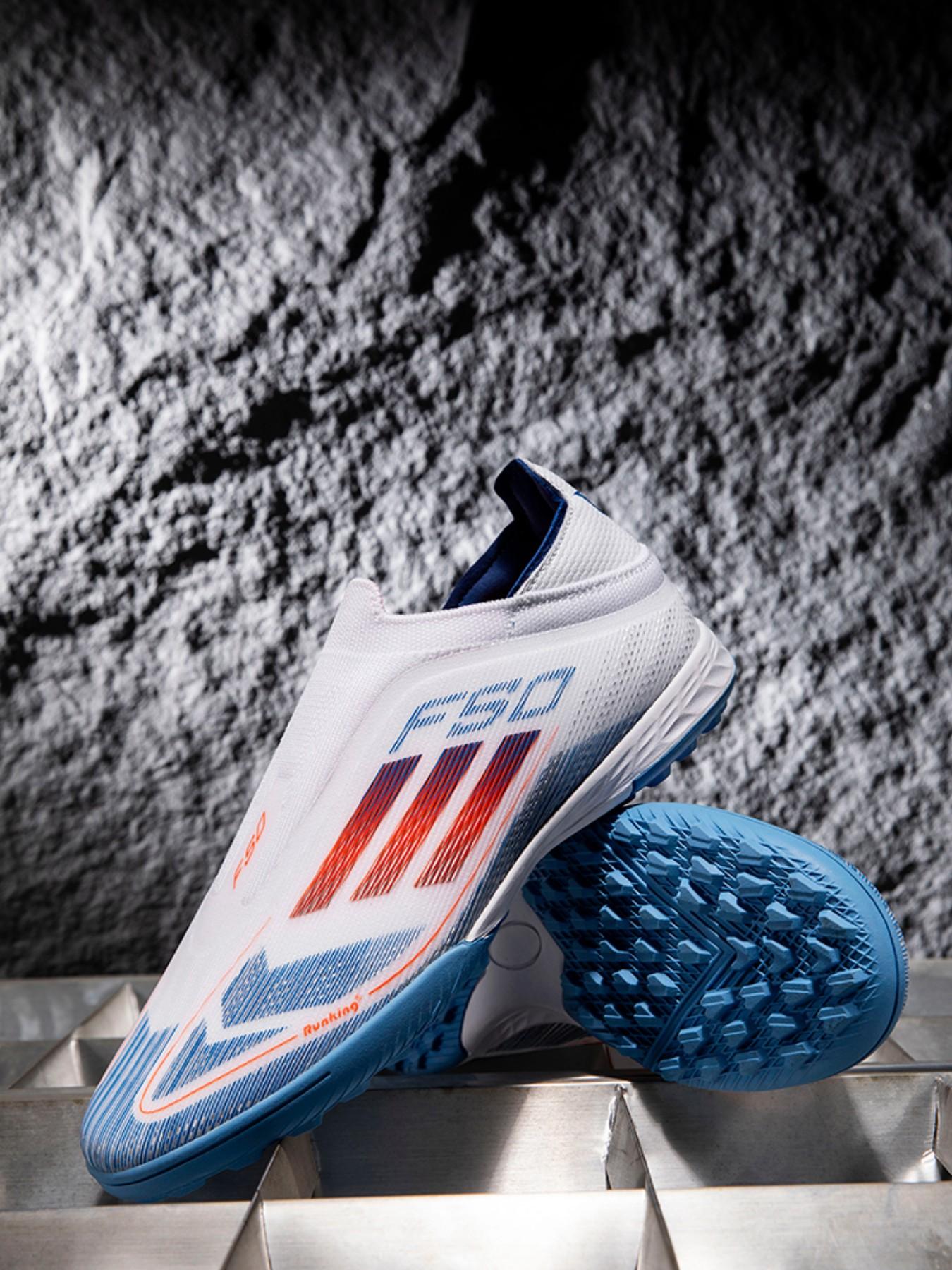 Unisex Football Shoes, Soccer Shoes for Adults, Students, Teens, Multi-Functional Sports Shoes for Matches and Outdoor Training, Anti-Slip and Durable