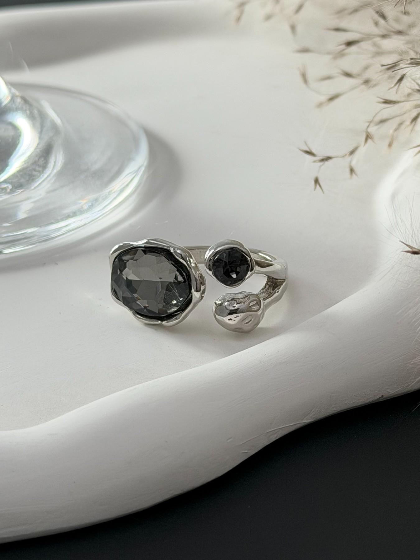 Spring Summer Luxury Irregular Acrylic Crystal Open Ring, Unique Style Accessory, All Seasons Fashion Jewelry, Elegant Fashion Rings