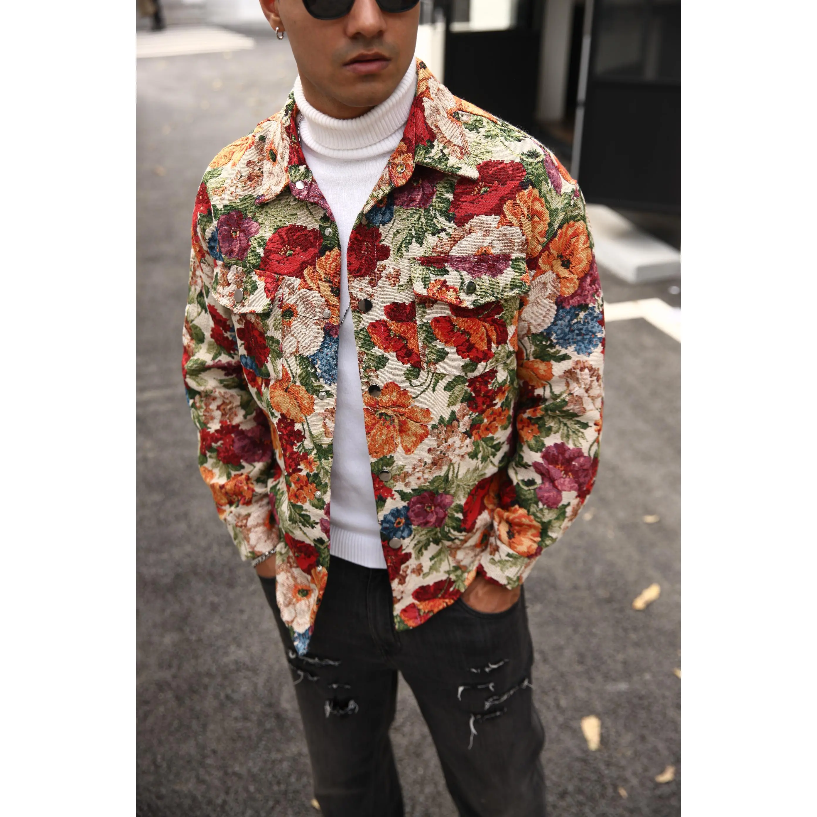 Men Artistic Vintage Floral Tapestry Jacket Lapel Collar Button Front Multi Chest Pockets Loose Fit Casual Outerwear Colorful Flower Pattern Streetwear Tops For Men Daily Trendy Matching Weekend Hangout And Street Photoshoot Outfit