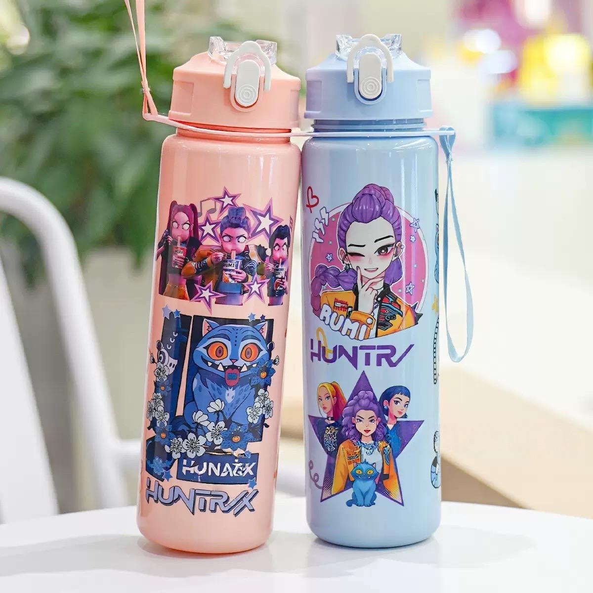 K-Pop Ghost Hunter Theme Totem Water Bottle Tumbler, Hard Plastic 700ML with Lid and Straw, Perfect Gift for Kids, Partners, Family, Friends
