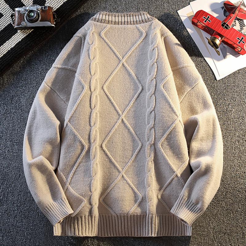 Men’s V-neck diamond cable-knit cardigan is a single-breasted sweater coat crafted from thick, soft knit fabric. With retro style, it can be worn alone or layered, suitable for daily commuting and outdoor outings.