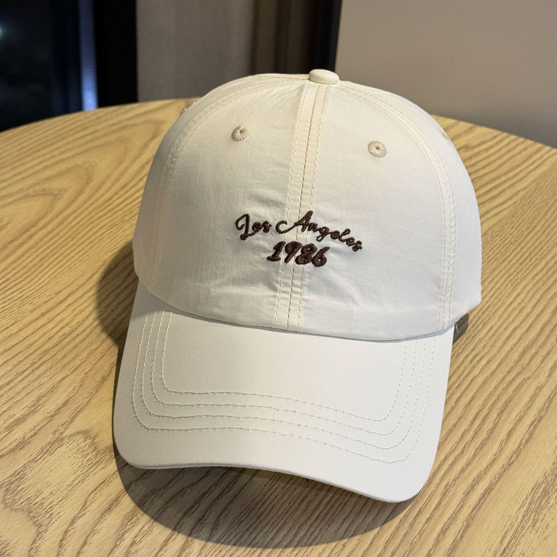 Unisex Vintage 1986 Los Angeles Cotton Baseball Cap - Embroidered California Slogan, Adjustable Snapback Trucker Hat, Retro Streetwear, Clean Fit, Casual Sun Hat, Black White, Everyday Wear