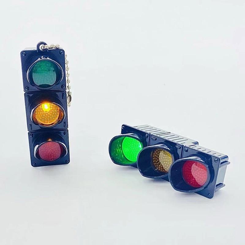 2Pcs Simulation Electronic Traffic Light Keychain Pendant Mini Pedestrian Light LED Light-emitting Toy Kids Cognitive Toy Gift