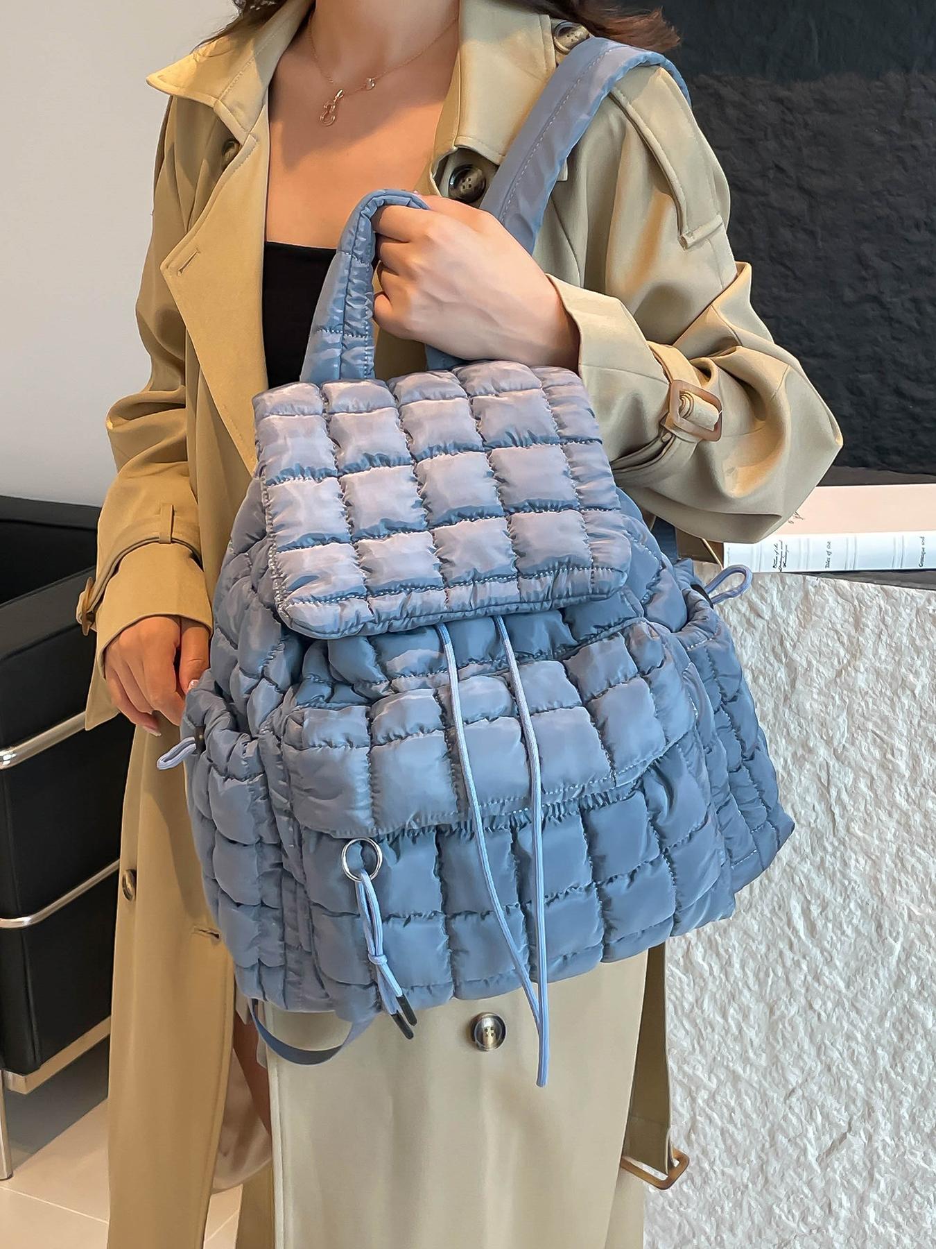 Fashionable and versatile simple diamond-patterned down jacket backpack, chain element personality creative shape backpack, niche and versatile multi-color optional, suitable for daily commuting, short-distance travel, etc.