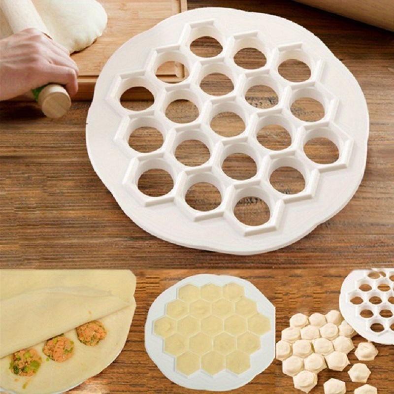 1pc Creative Simple Dumpling Mold, Modern Kitchen Dumpling Machine, Kitchen Pastry Tools, DIY Plastic Dumpling Mold Machine, Flour Mold, Kitchen Tools