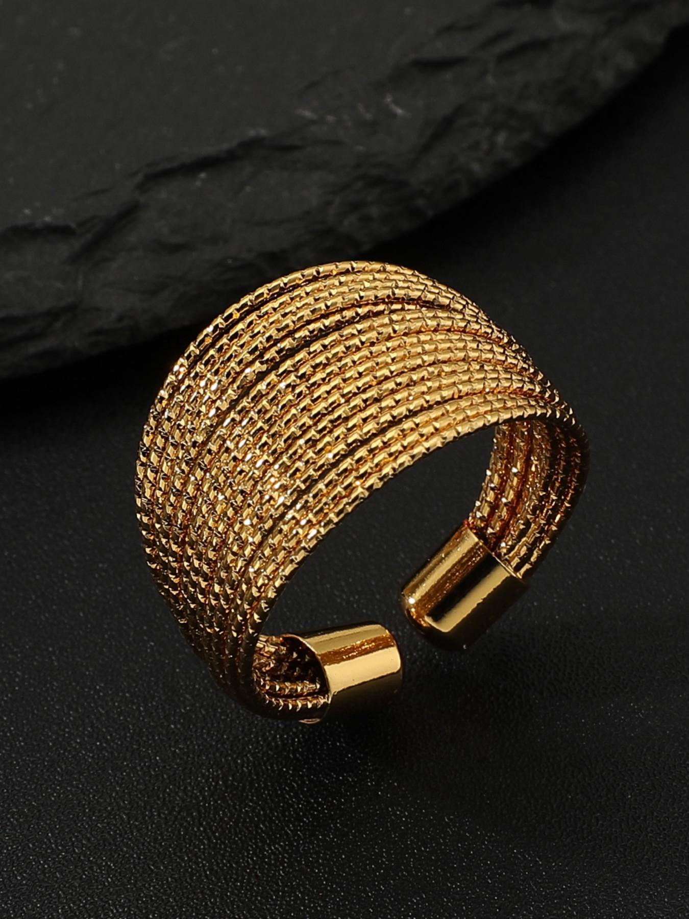 Wide Band Stainless Steel Ring, Elegant Plain Design, Alloy Chain Material, All Seasons Jewelry, No Choking Hazard Warning