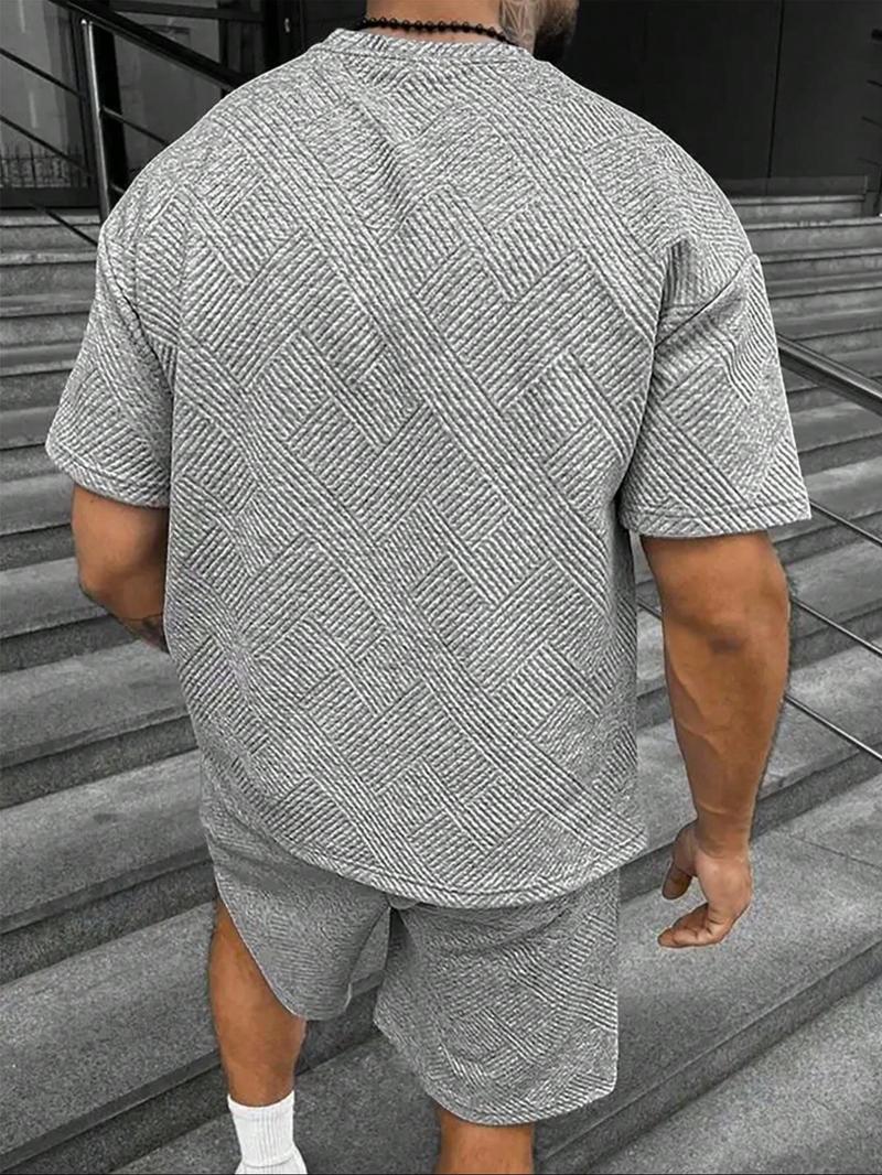 Two-Piece Set Men's Solid Short Sleeve Tee & Shorts Set, Regular Fit Casual Round Neck T-shirt & Track Shorts, Summer Clothes Set for Men