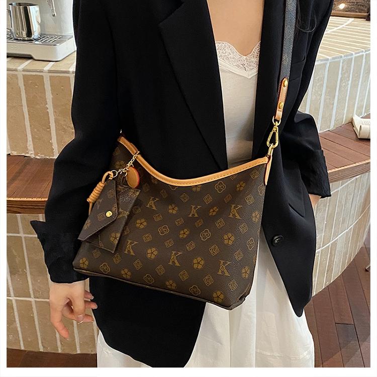 High-End Large Capacity Bag for Women, Practical Vintage Floral Crossbody Classic Tote with Shoulder Strap, Elegant All-Season Design