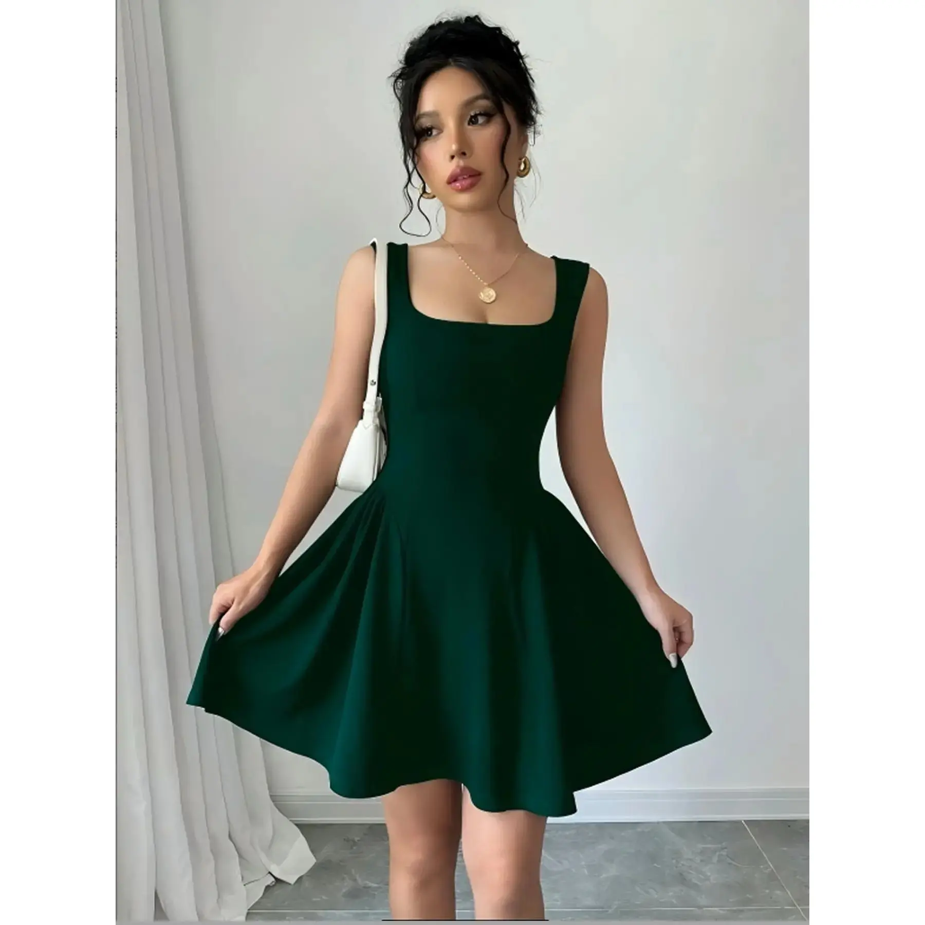 A women's fashionable green Sleeveless Summer temperament waist cinching short dress, with a sharp cut outlining the waistline, suitable for commuting to work, shopping, and outdoor wear, Casual, Minimalist, Bodycon Summer Dress