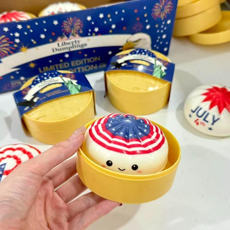 HefengCL 250th Anniversary Limited Edition USA-Themed Bun Squishy Toy, Unisex Slow Rebound TPR Sensory Fidget, Random Colors ASMR Relaxing Gift, Compact Portable Collectible Party Favor (Slime & Squishy Toys)