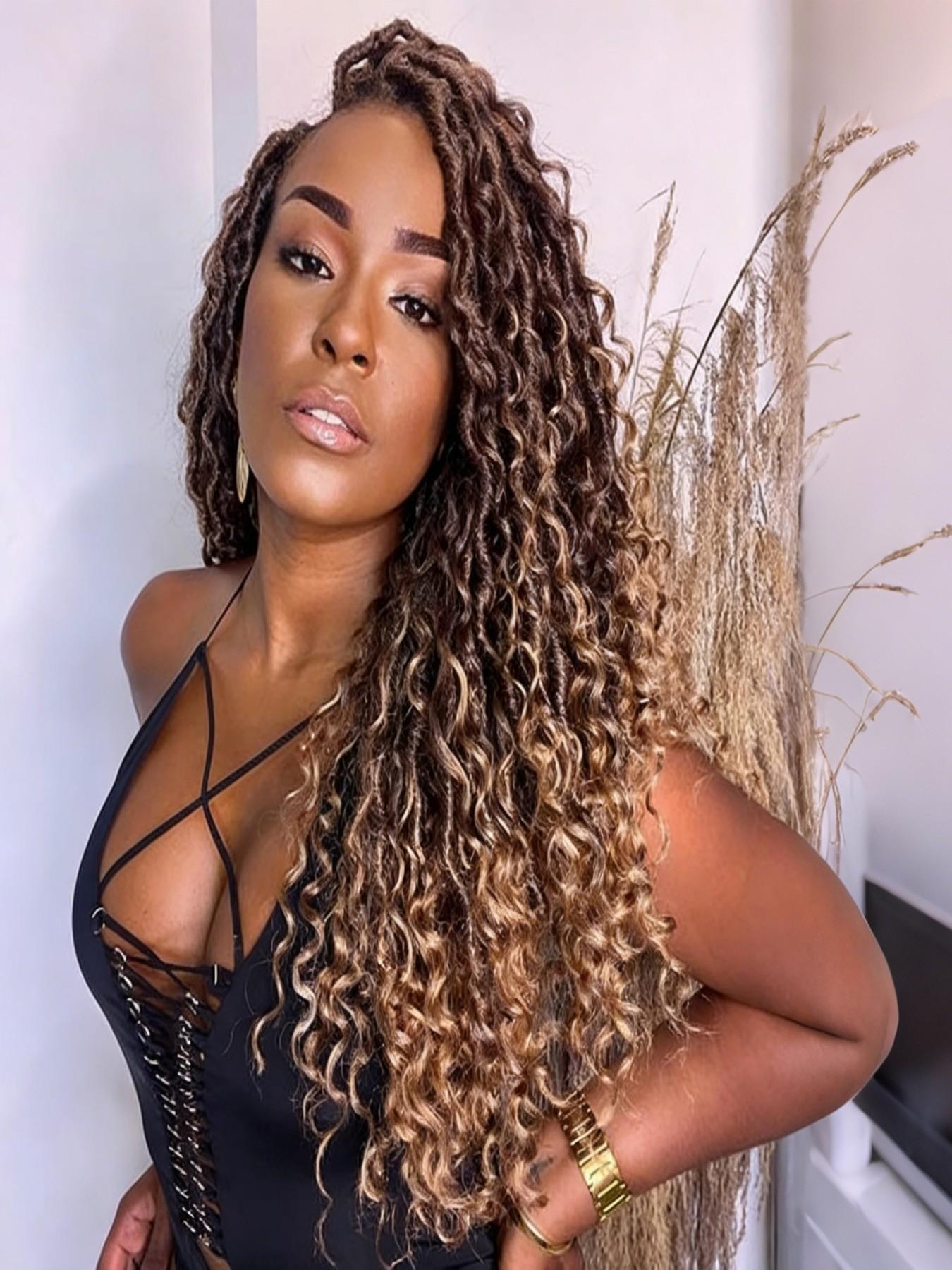 18 Inch Synthetic Faux Locs Wig with Baby Hair Full Lace Front Glueless Soft And Distressed Faux Locs Pre Bleached HD Full Lace Wig  main image 2