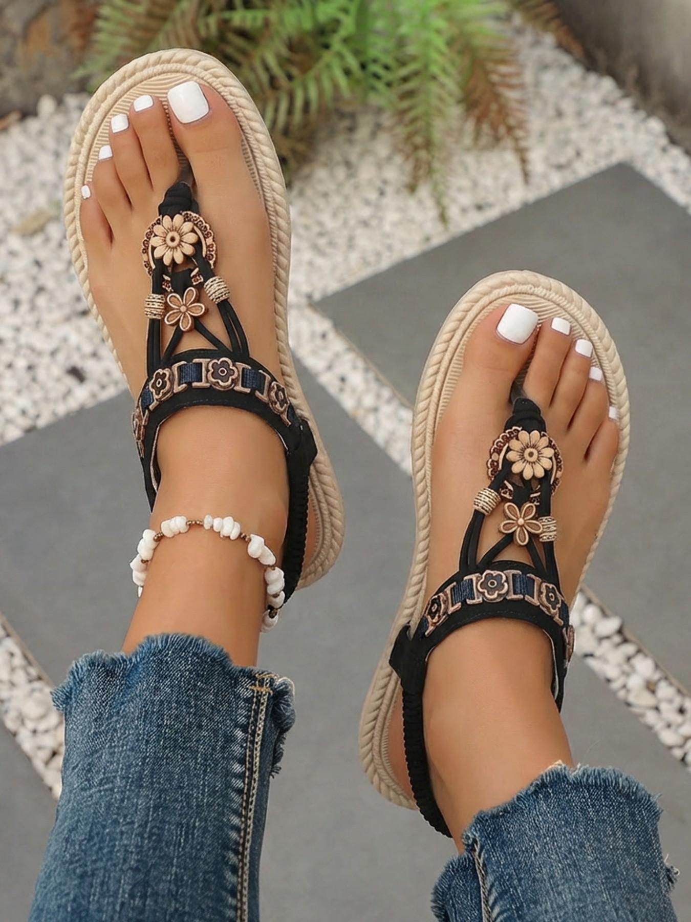 Women's Summer Sandals, Bohemian Retro Rhinestone Beach Flat Flip Flops, New 2026 Model, Outdoor Wear, Comfortable and Stylish