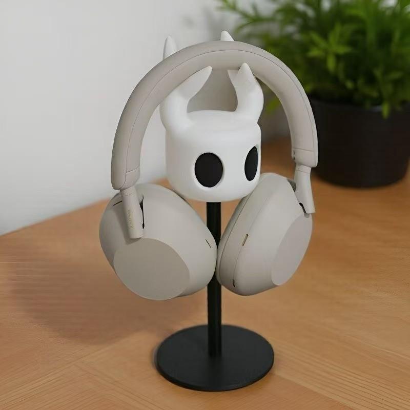 Hollow Knight Design Earphone Stand, Creative Cartoon Desktop Organizer, Compatible with AirPods/earphones, Gaming Player Style